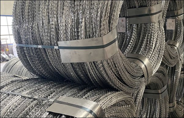 High security fencing razor wire BTO-22